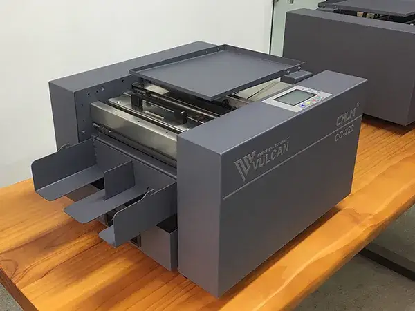 جهاز أوتوماتيكي لقص البطاقات، CC-220/CC-330/CC-530