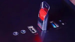 دعم التشغيل باستخدام ذاكرة فلاش USB